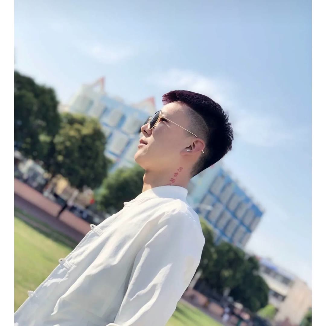 哪吒二太子7815 发了一个快手作品,一起来看!