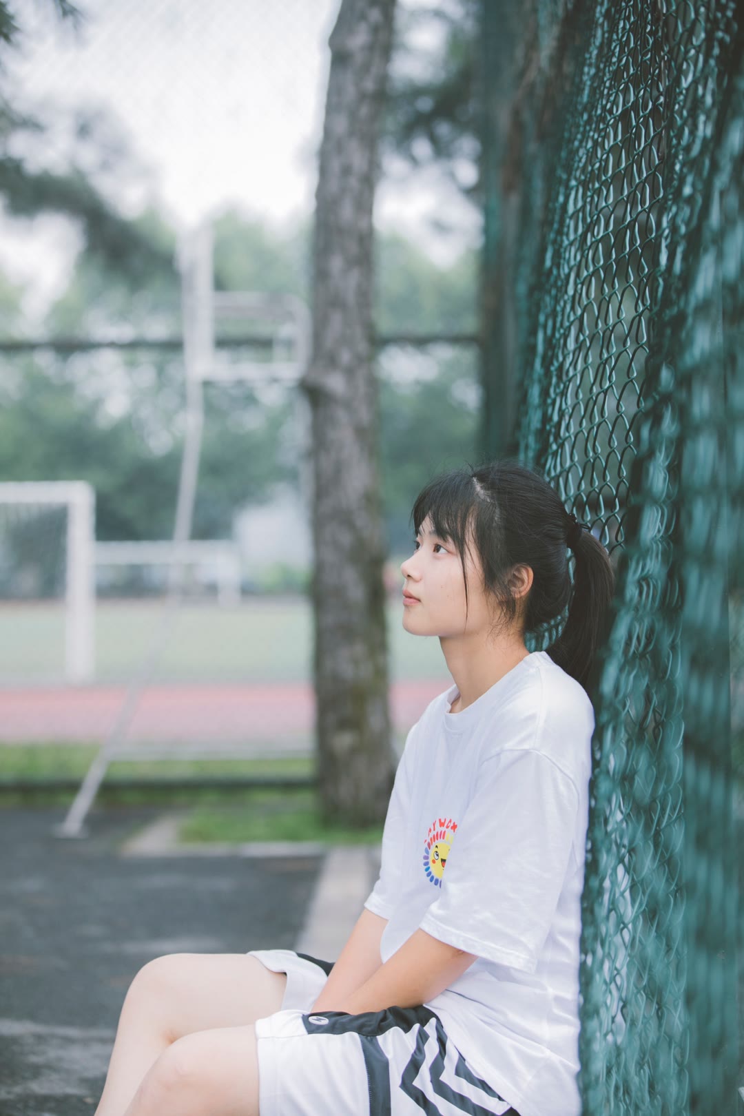 篮球少女哎哟薇95 发了一个快手作品,一起来看!