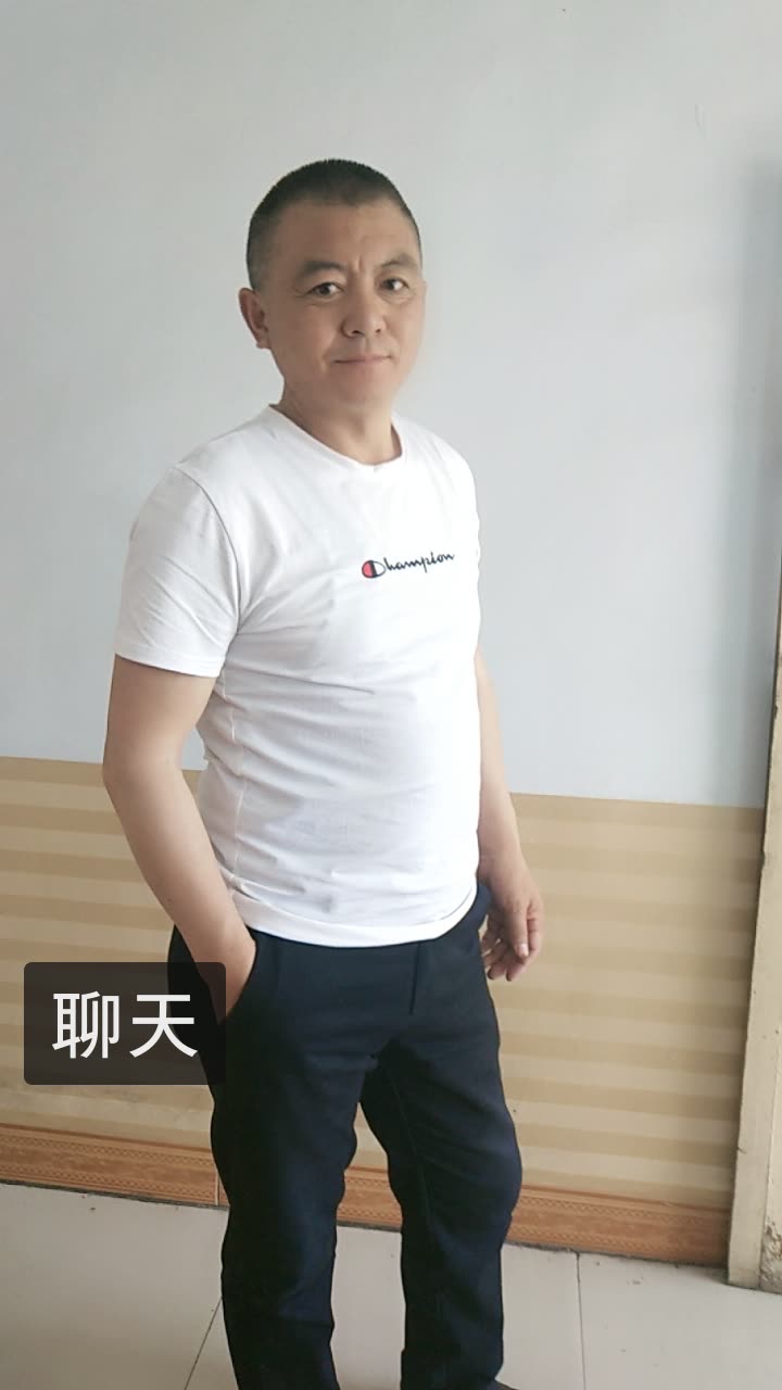 Y帅气的辉哥的快手直播