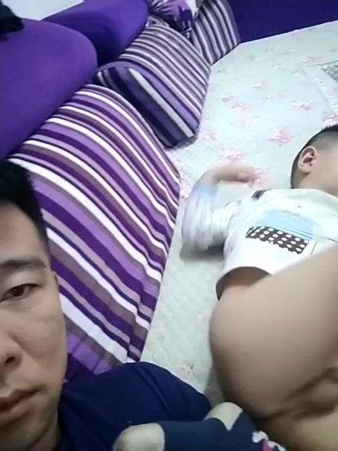 没有妈妈的孩子耍流氓啦! 3年前
