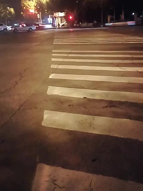 夜深人静,好孤单! 2年前