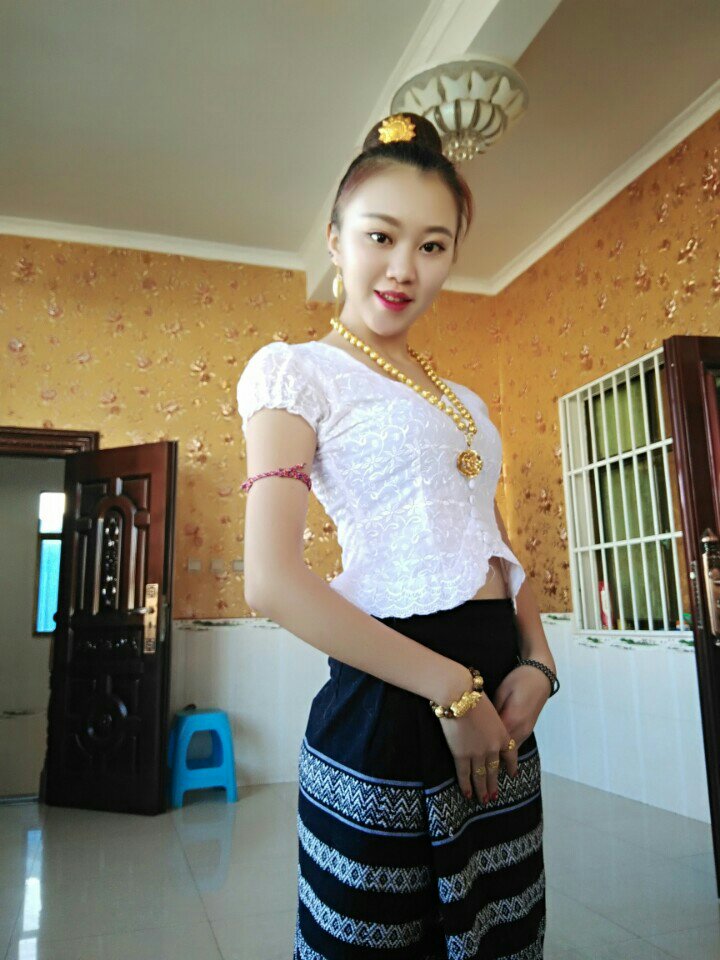 小傣妹9595 - 版纳应儿92的快手