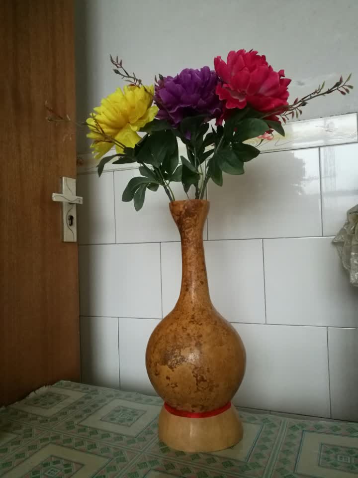 一个大雁脖葫芦型不好,改了一个花瓶.祝老铁们福禄平安富贵荣华!