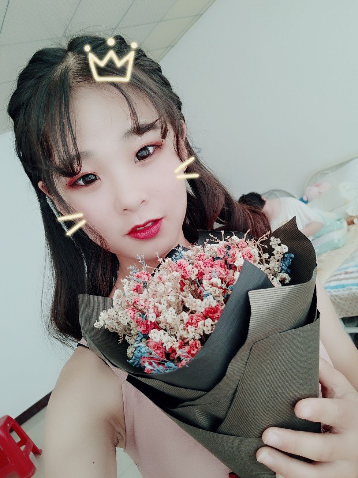 只想做那个在你怀里撒娇的小女孩 623        赞