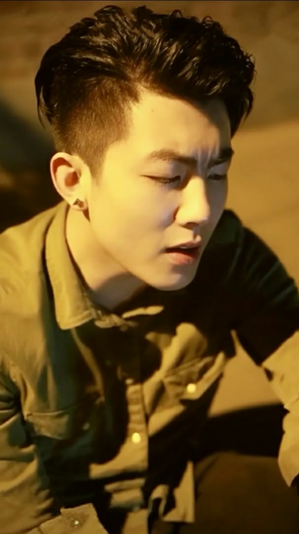 书泽运《什么天长地久》(o132555803) 14 53 2.9k 0
