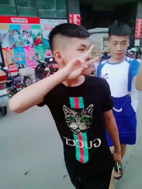 陈鹤轩9615_的主页-快手直播