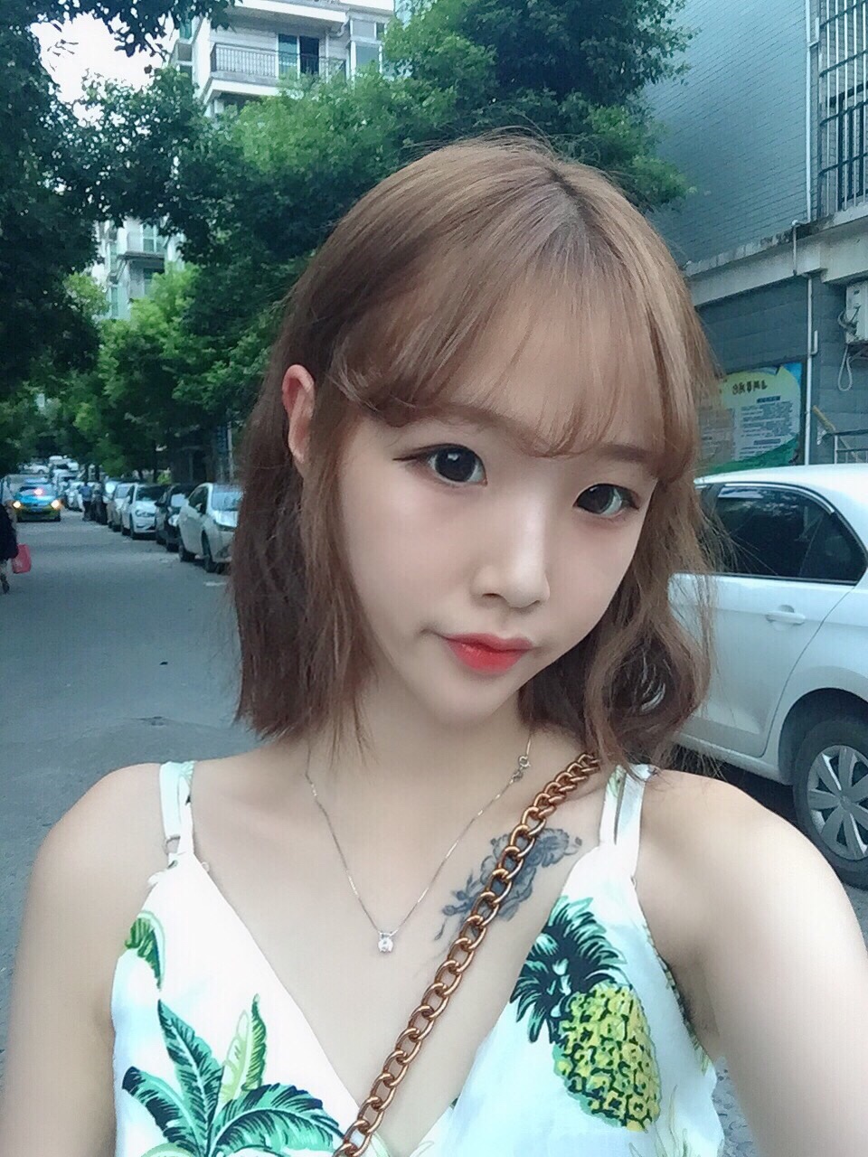 2年的感情拜拜 对过去说再见 等我幼稚完 就不让你为难了 我走的原因