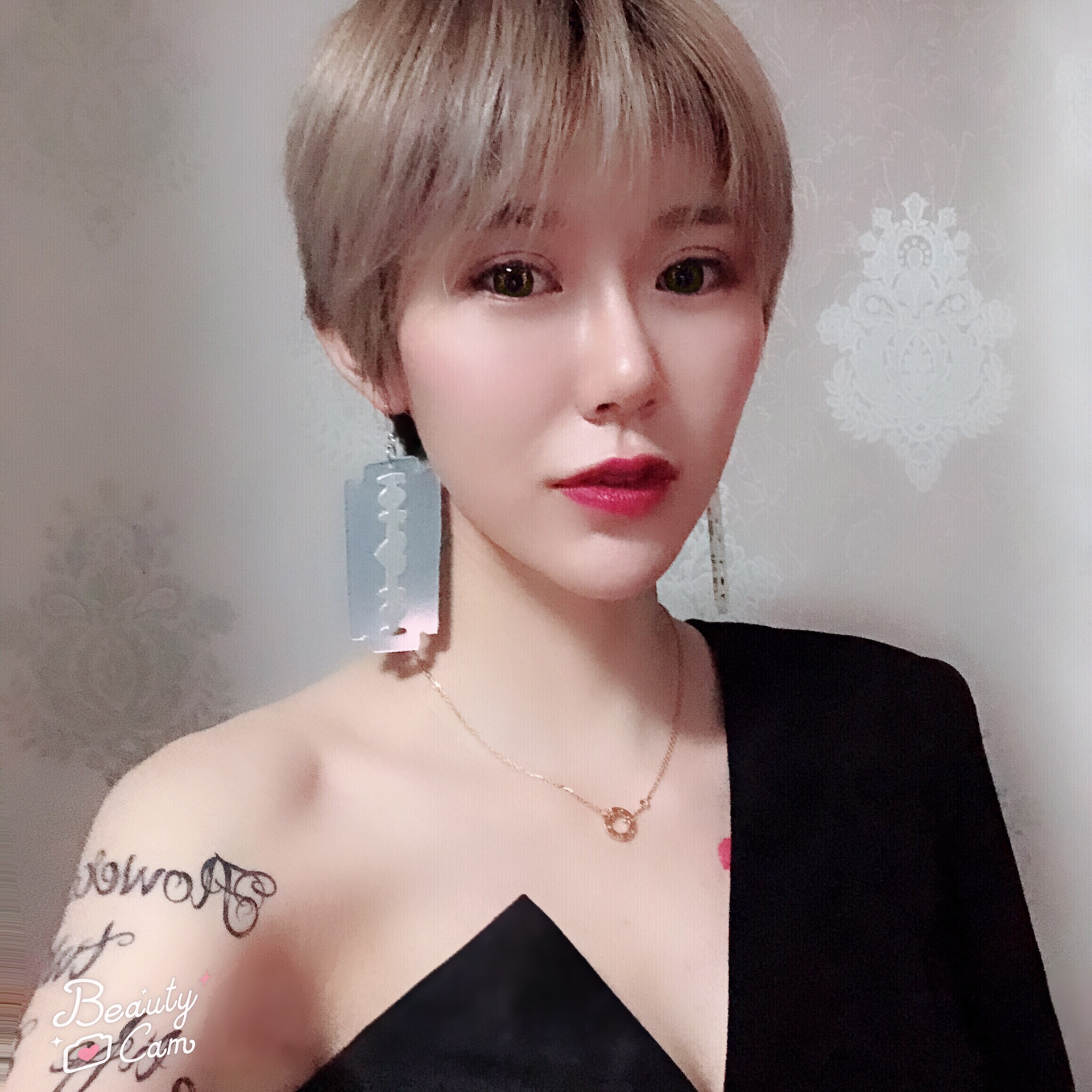 ♀小十七