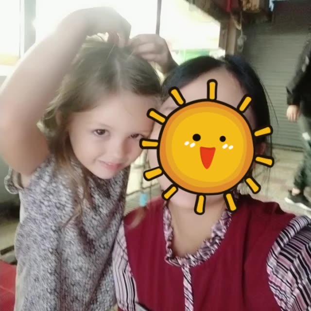 超可爱的小女孩 232        赞                   评论