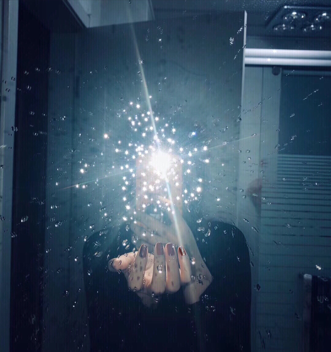 手托星空照 4月前