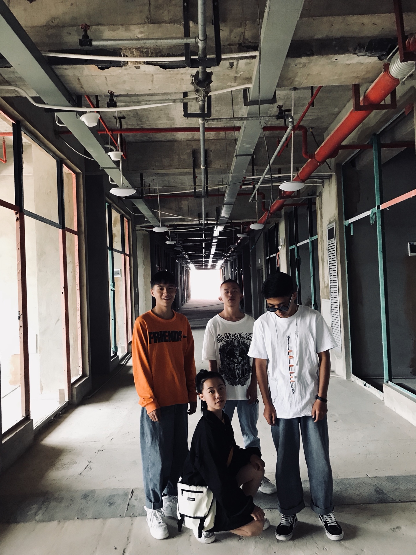 (o546930091 4天前 试着去调了一下色调(其实我是原图党羽 3周前