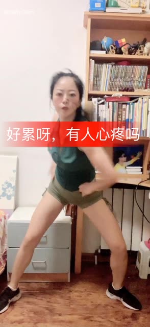 快手里不爱穿内衣的_快手头像(3)