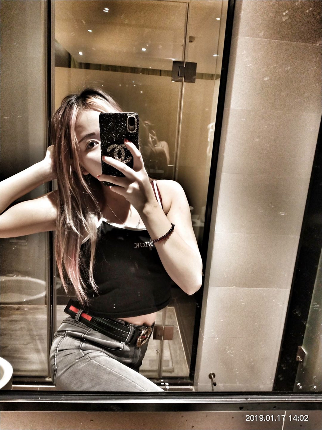 诗雅7015 发了一个快手作品,一起来看!