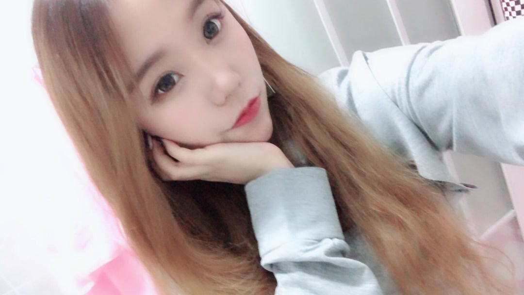 精致的小居居(苏涵)-快手直播