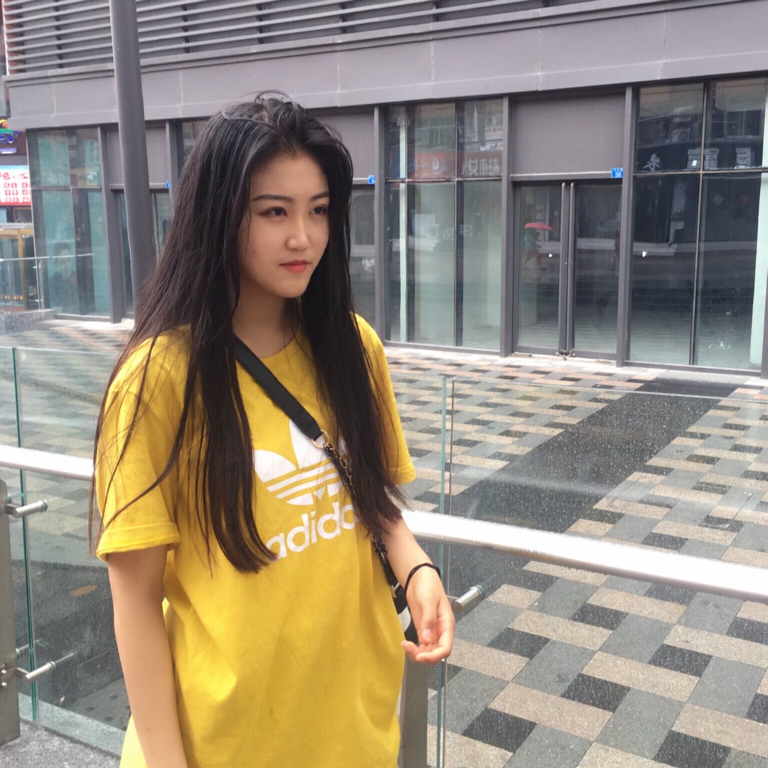 珂珂不渴:-快手直播