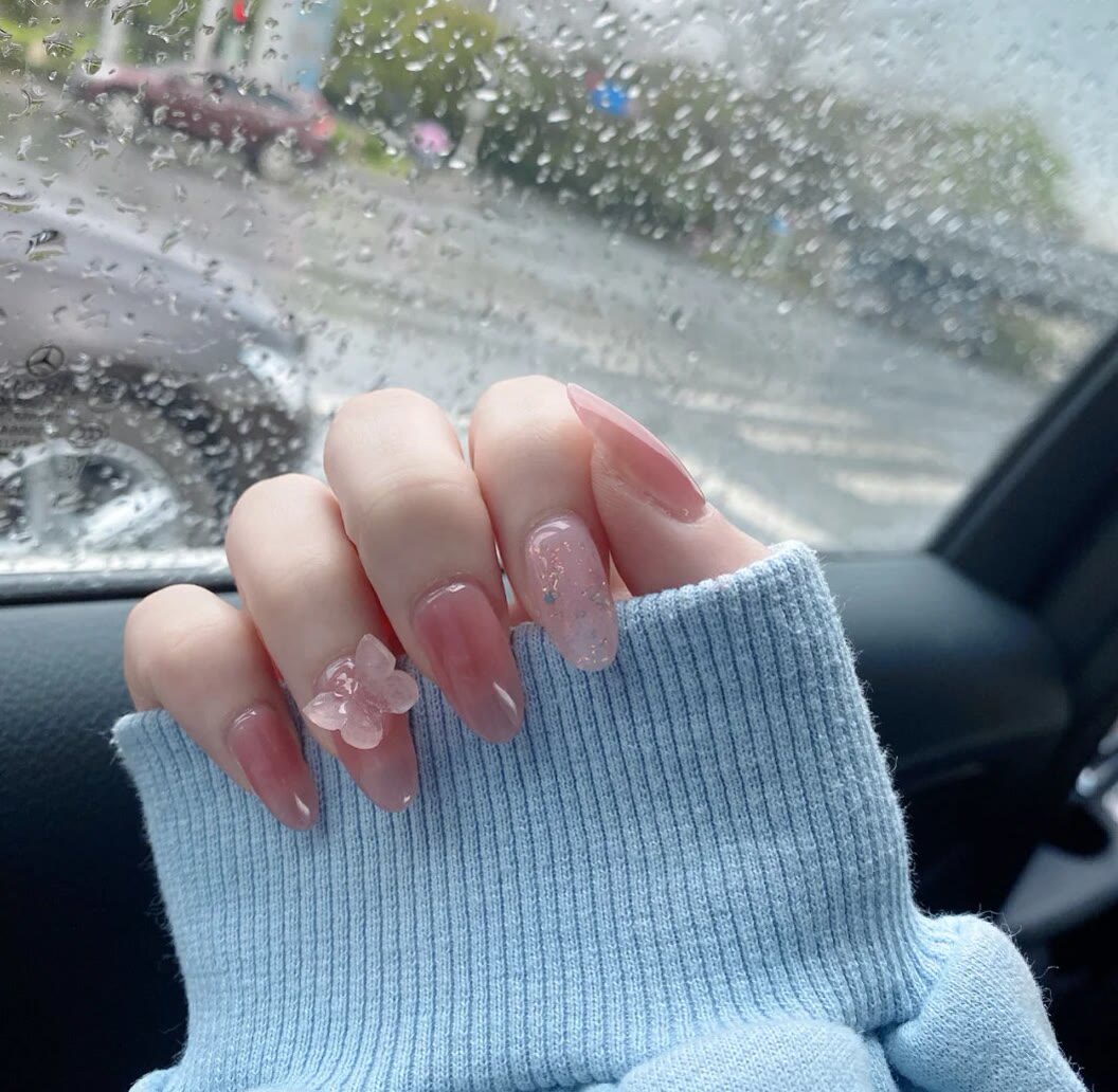 喝露水的小仙女050