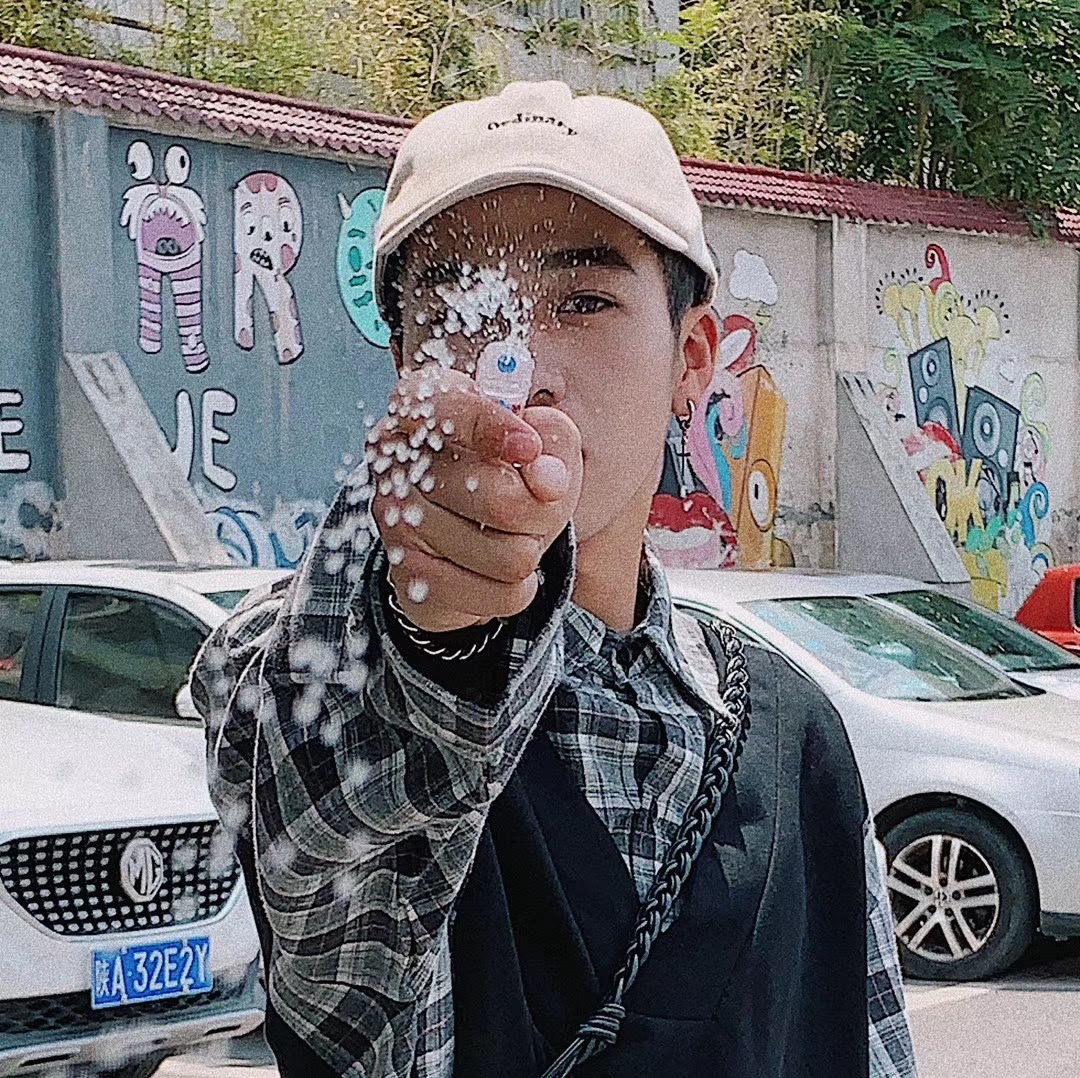 张霖园长zzzzz 发了一个快手作品,一起来看!