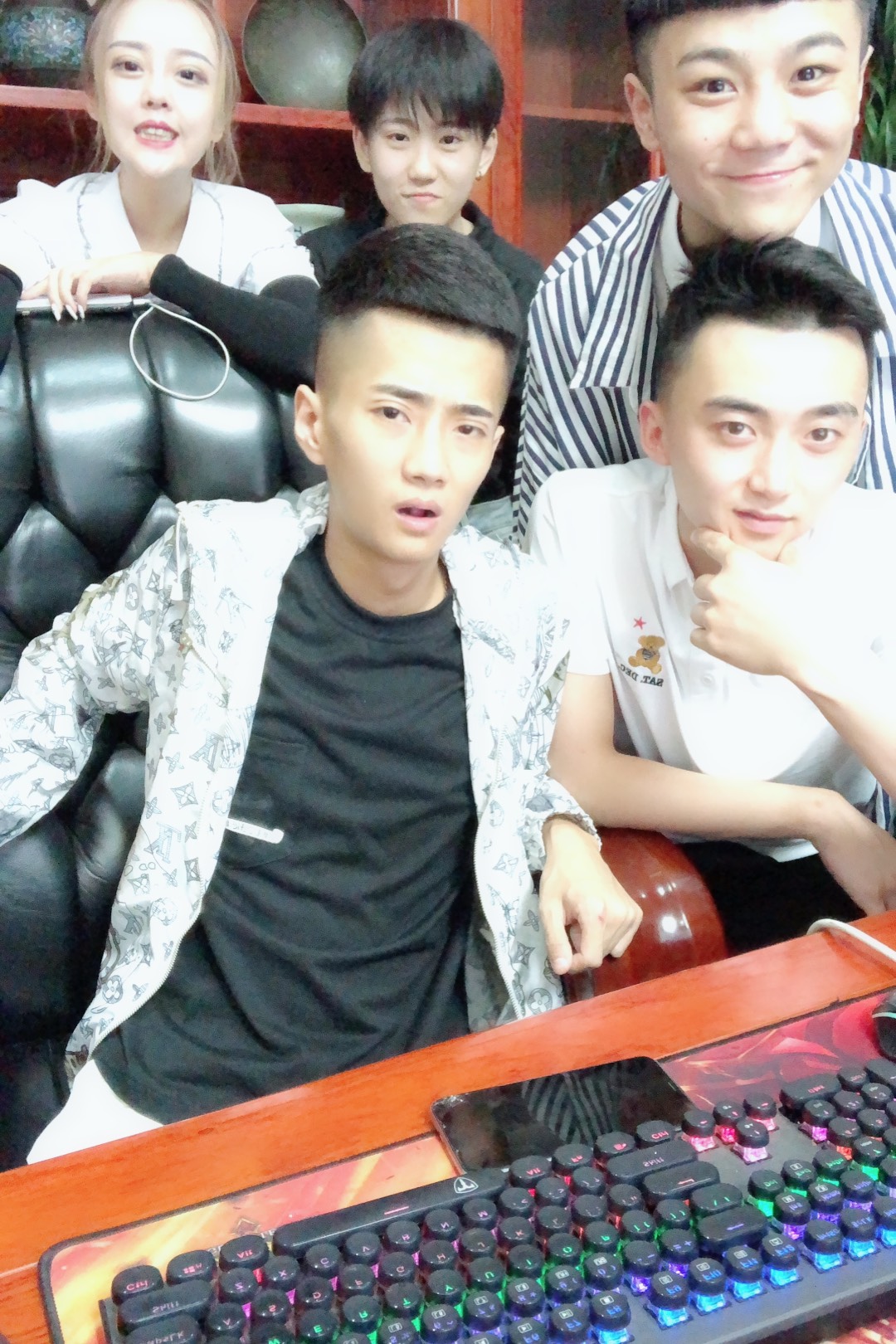 刘叉叉(每晚八点户外)的快手直播