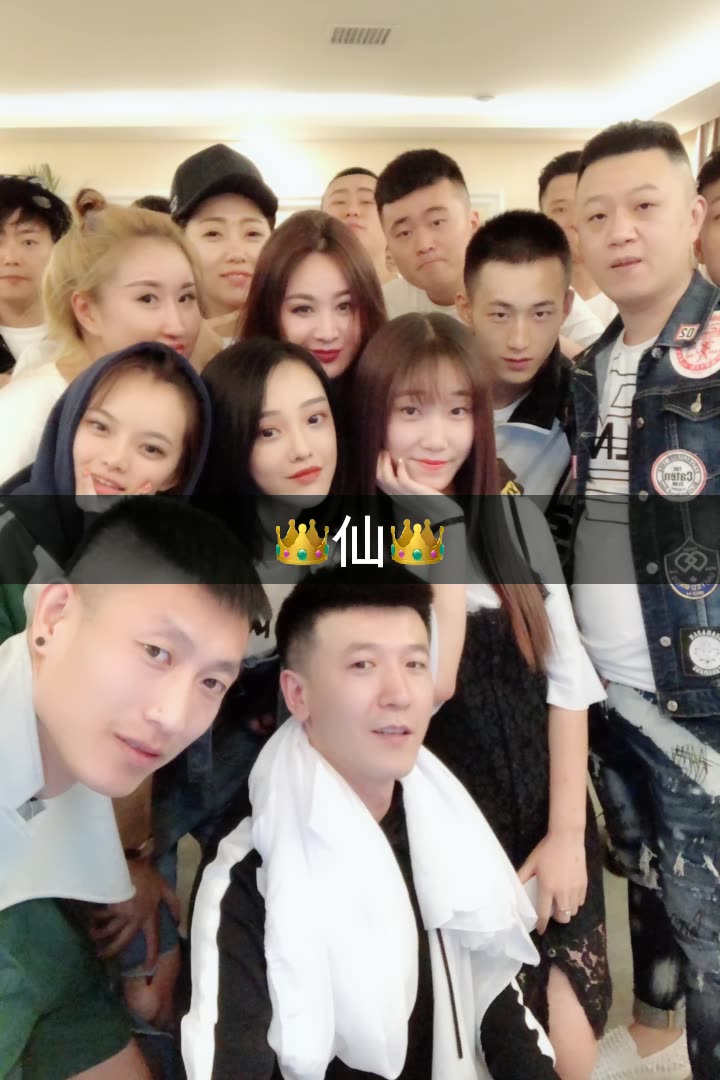 一哥说事(仙)的快手直播