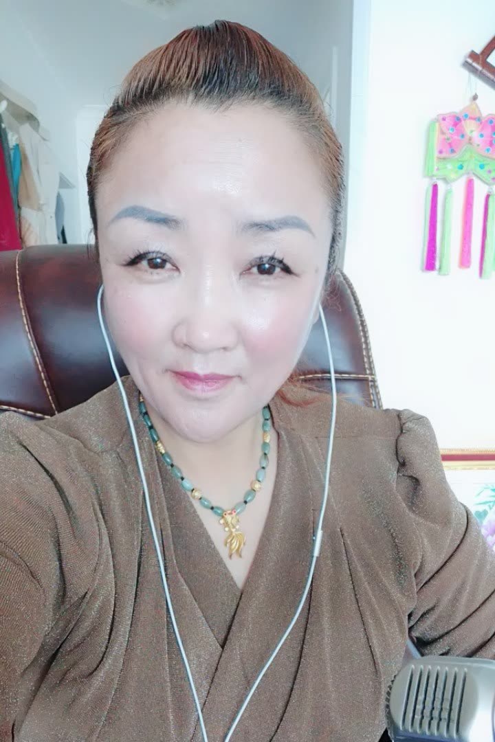 青海小调王克秀的快手直播