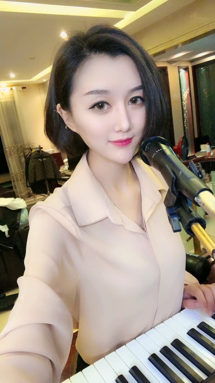 蓝万的快手直播