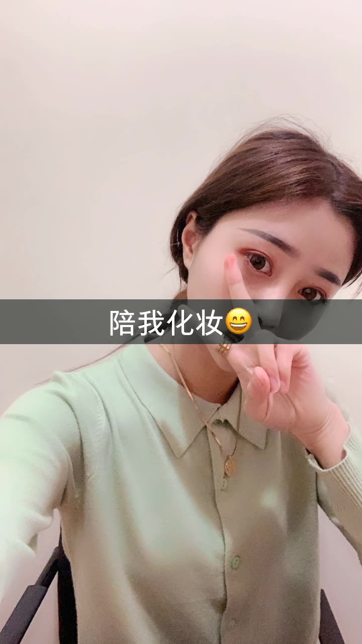 甘庆庆(暴躁甘)的快手直播