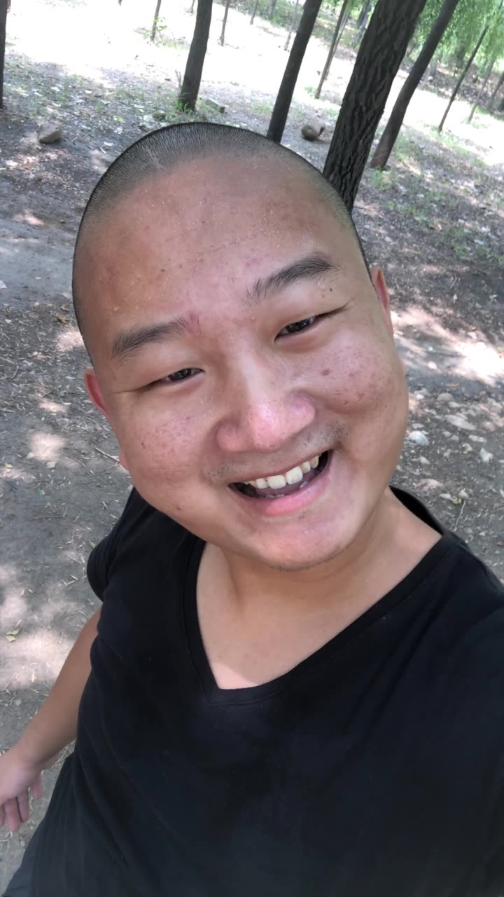 黑猫警长giao哥gao的快手直播