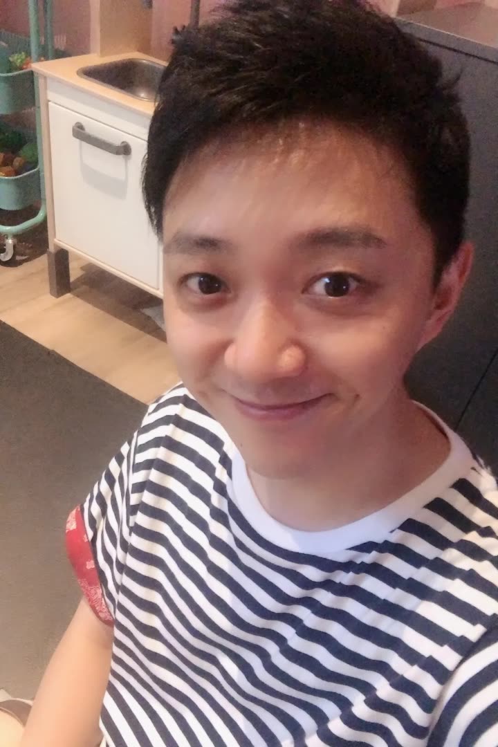 李鑫(平淡如水)的快手直播