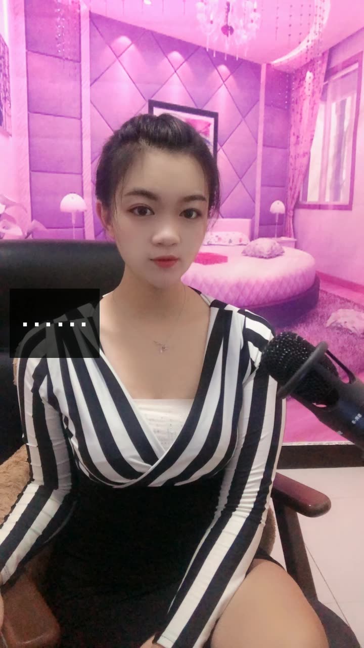 小表妹71的快手直播