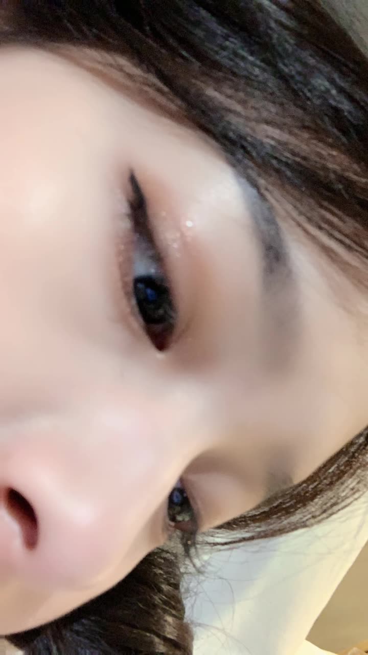 wuli周周小可爱,的快手直播