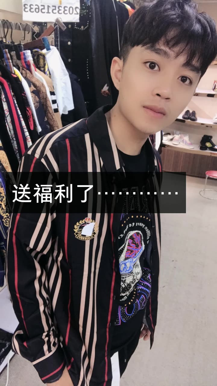 快手点赞100豪哥_快手点赞有钱吗一个赞多少钱