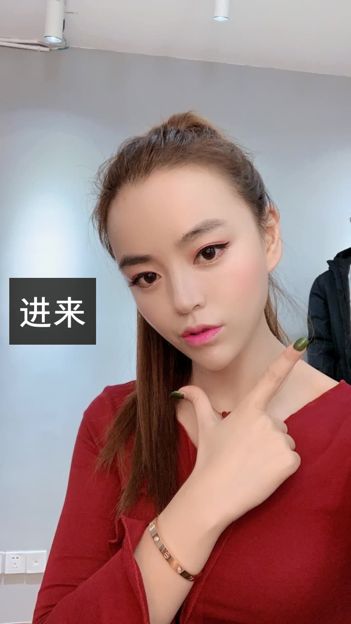 赵大侠(高短产品)的快手直播