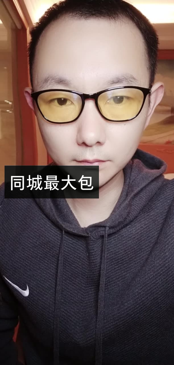 三哥 带新人的快手直播