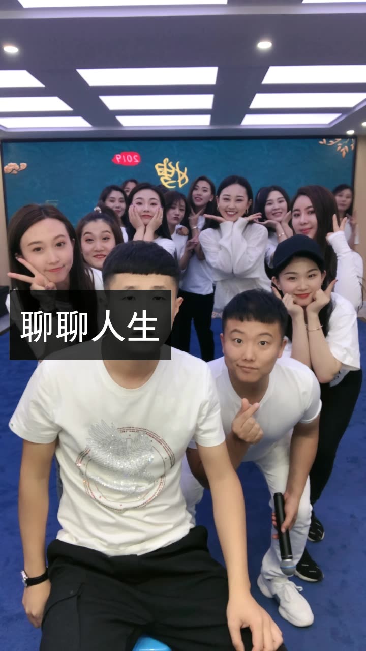 张二嫂7515 每晚八点直播的快手直播