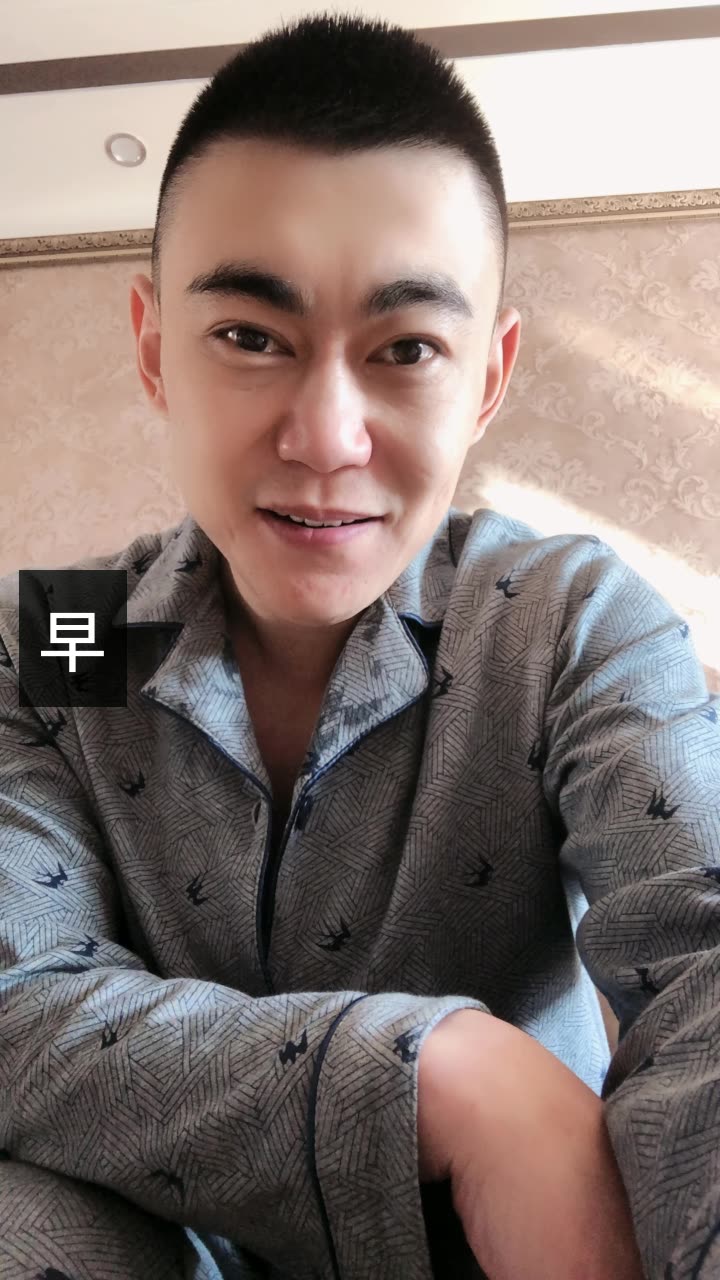 晟哲 (孙狠)的快手直播