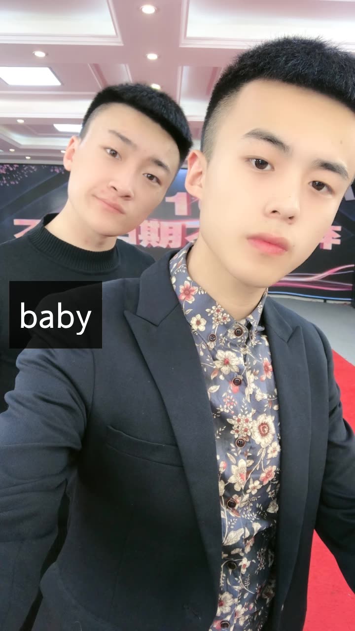 我正在快手看 7815黑桃晓亮61716 的直播,一起来看!