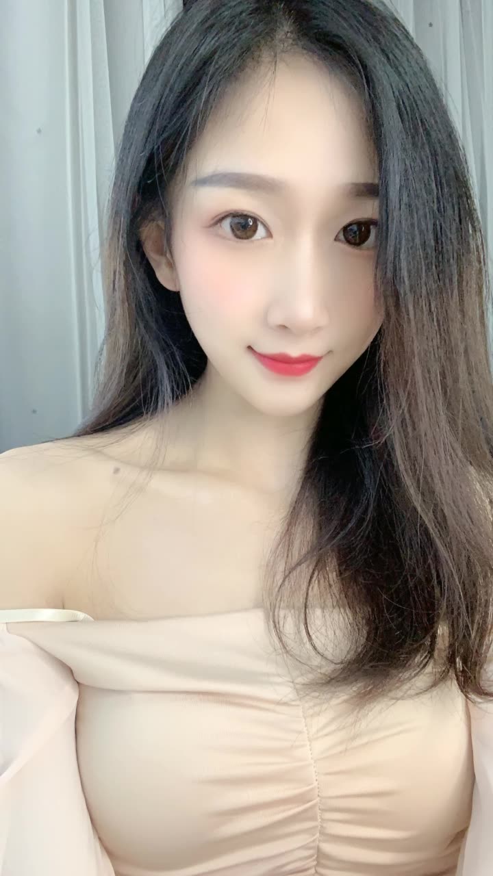 我正在快手看 big梦艺 的直播,一起来看!