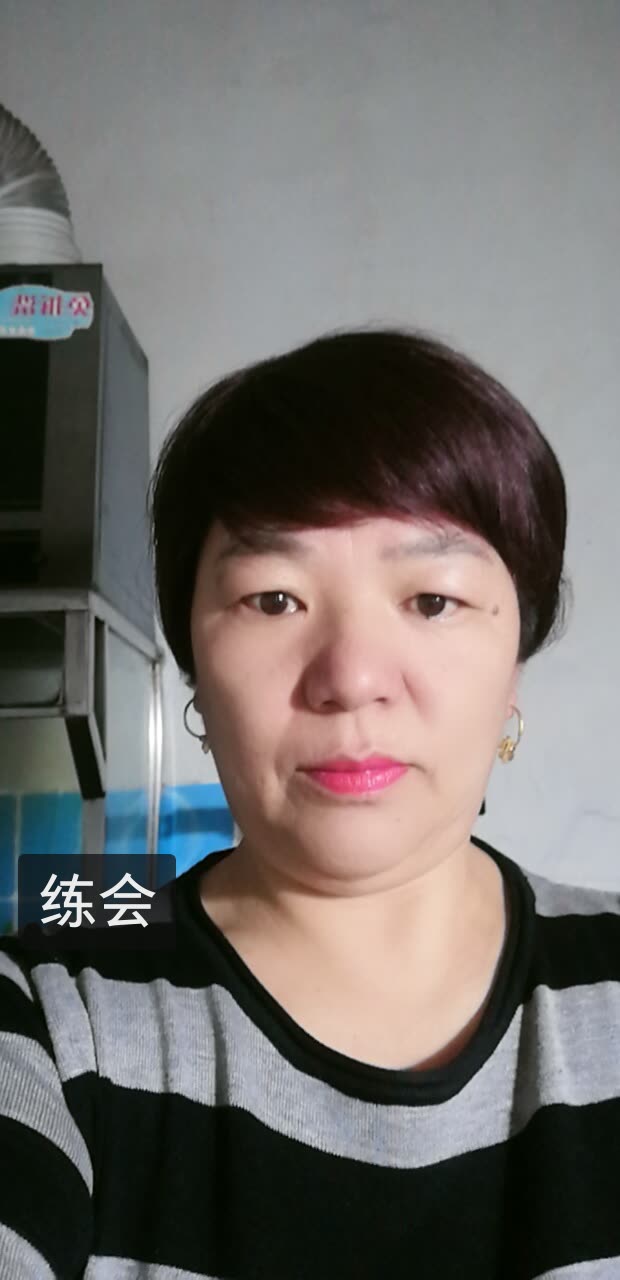 关注 3 粉丝 43 微博 04 查看更多 a 微关系 她的关注(17) 俞香子吖