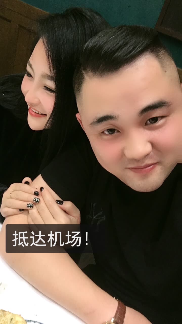 淮北霸道岩哥的快手直播