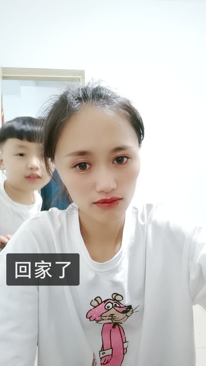 大嘴女神红姐的快手直播