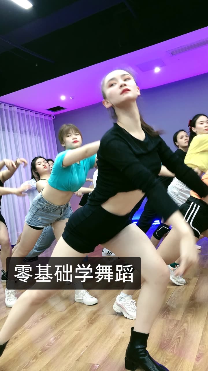 华翎舞蹈～小益老师的快手直播