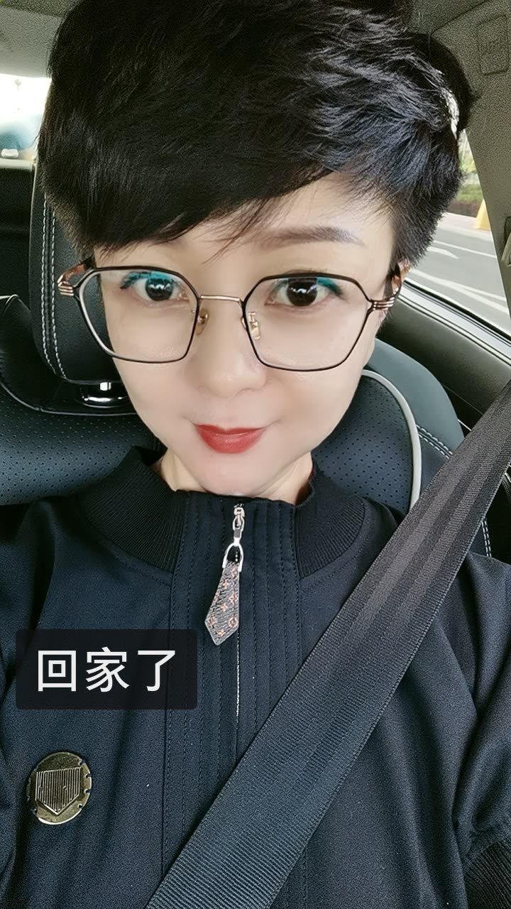 梦梵*响沙人的快手直播