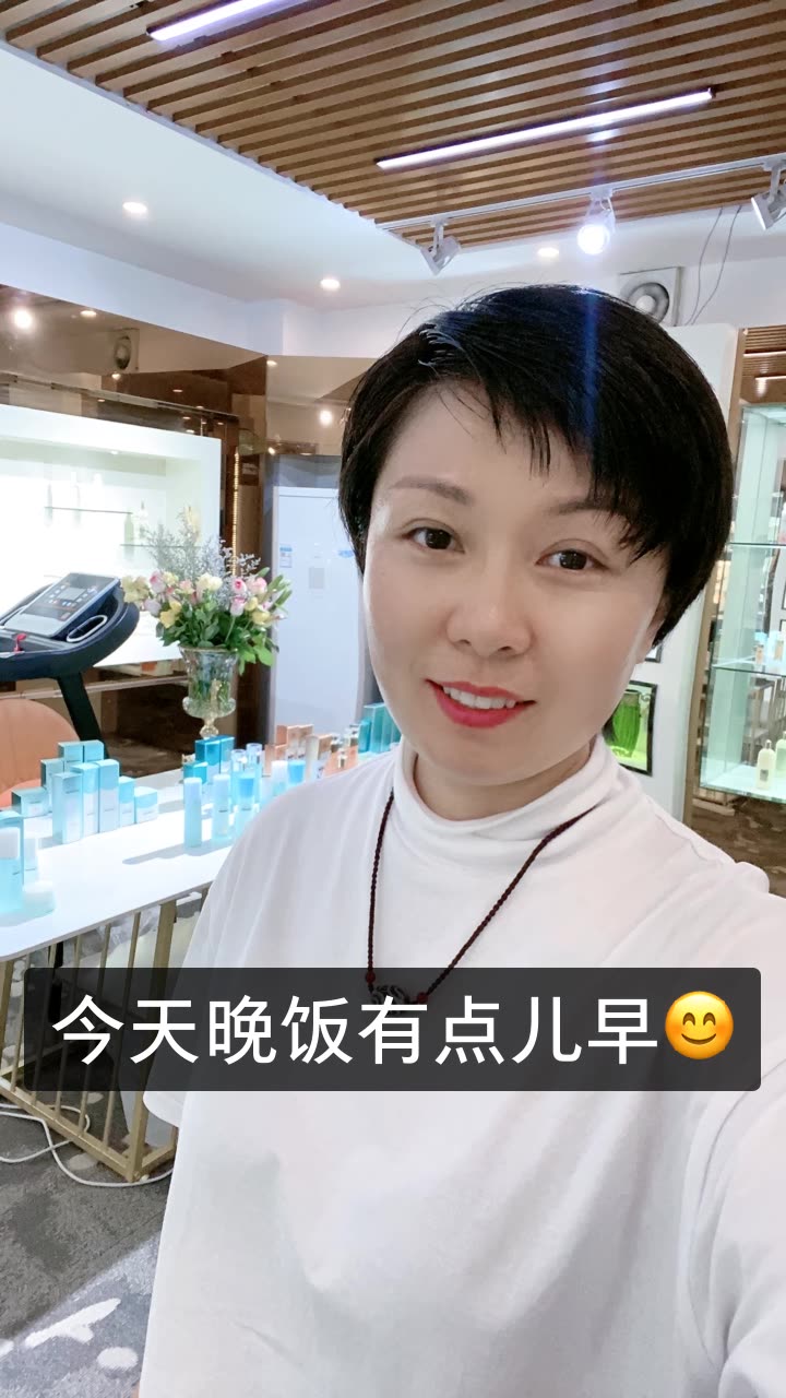 倚后传奇的快手直播