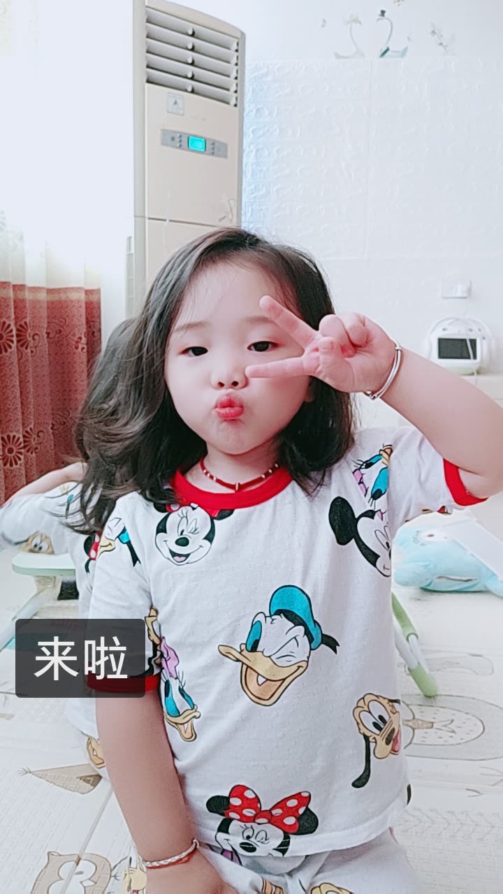 双胞胎美琪美雪的快手直播