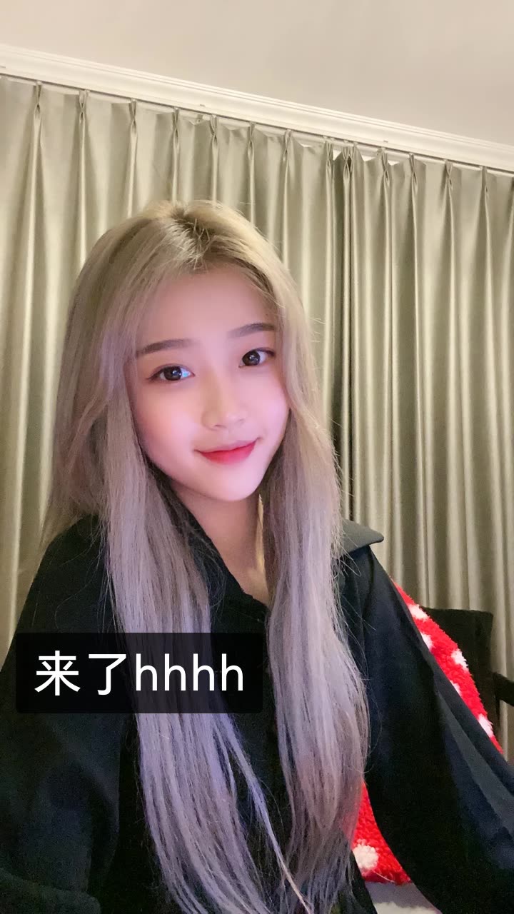 盈儿欧尼93.的快手直播