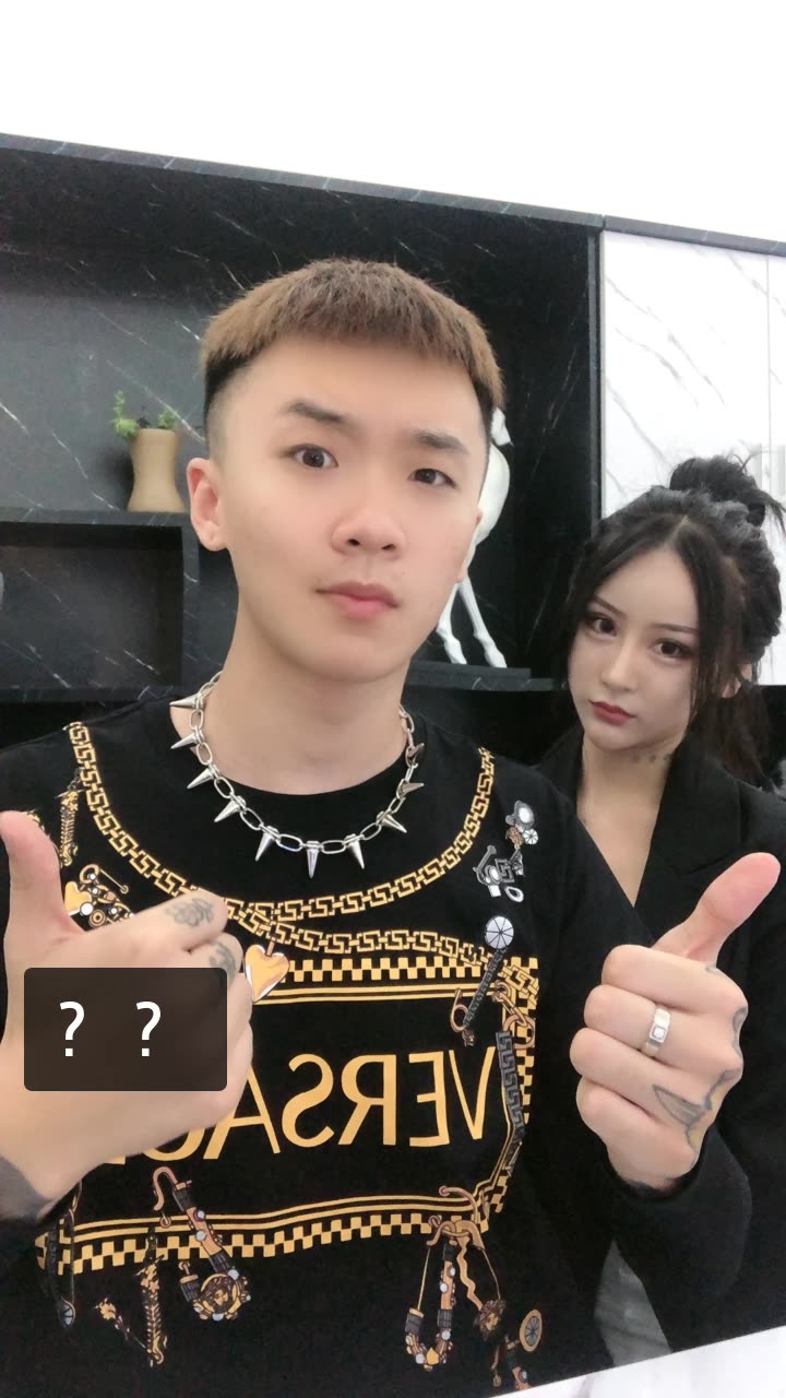 我正在快手看@文赫 61『枭 雄』的直播,一起来吧 ##快手#@快手o文