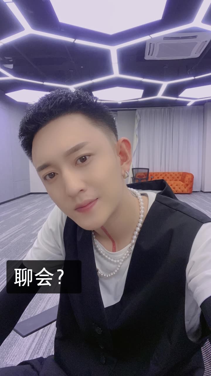 李耀阳.9696的快手直播