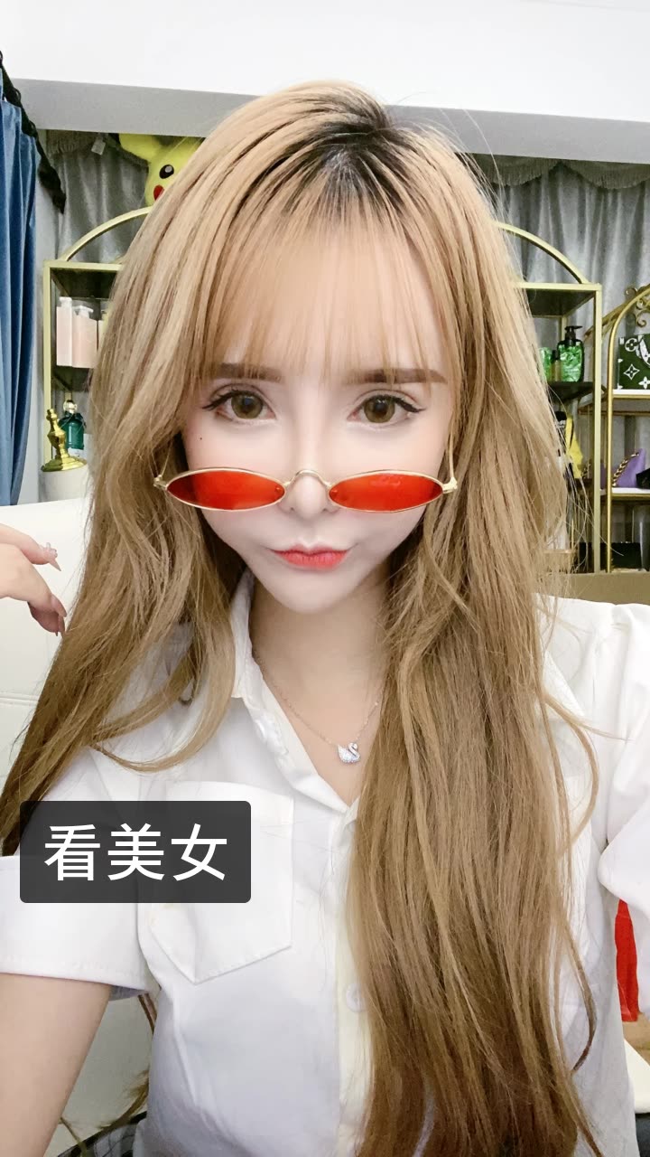 楚楚很温柔 at.的快手直播