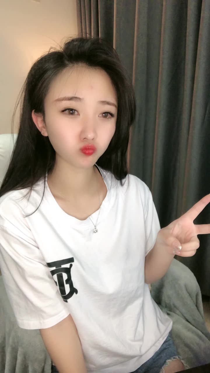 钱小贝·732的快手直播