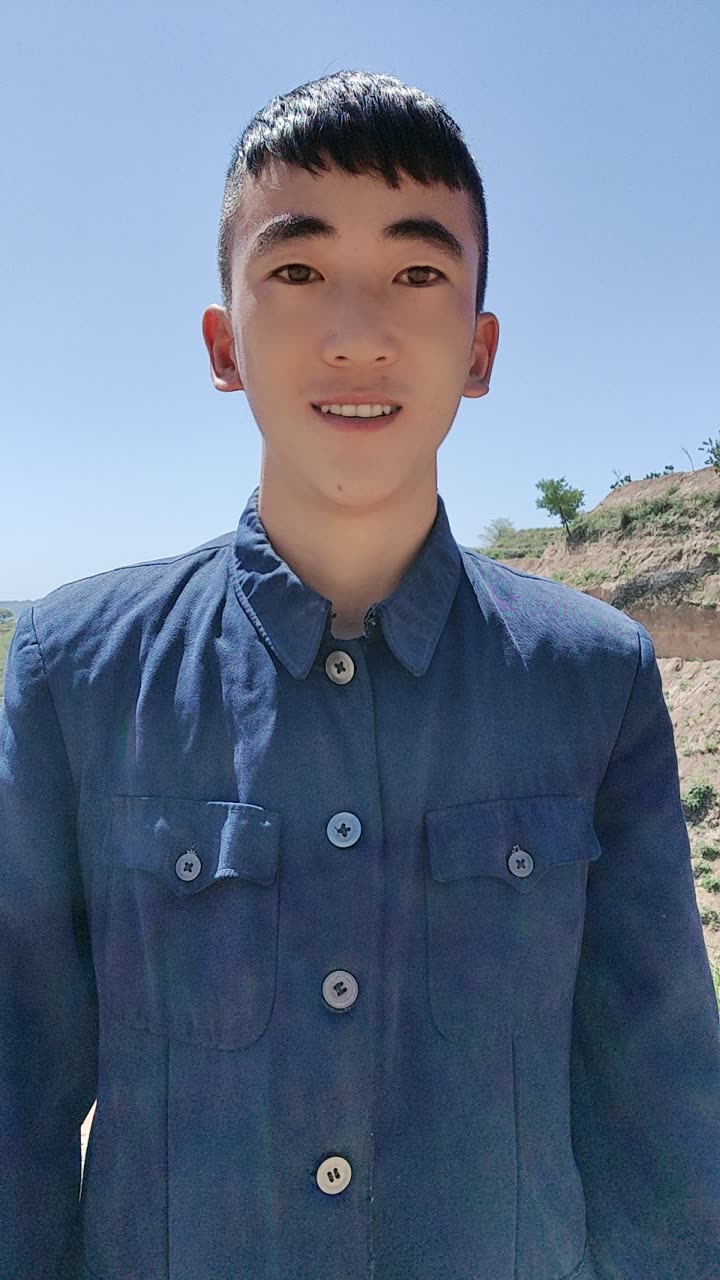 我正在快手看@农村娃宝军的直播,一起来吧 ##快手